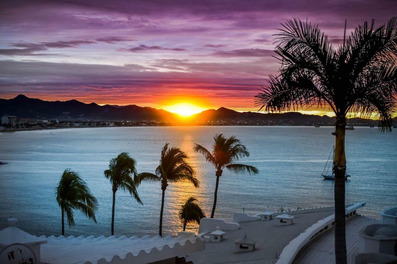 Playasol Las Hadas Manzanillo Exterior photo
